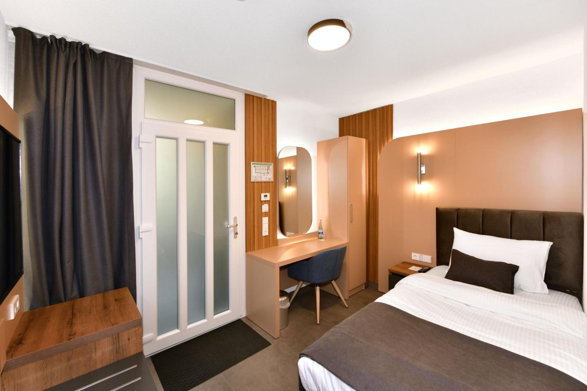 Korki'S Motel Schopfheim Exteriér fotografie